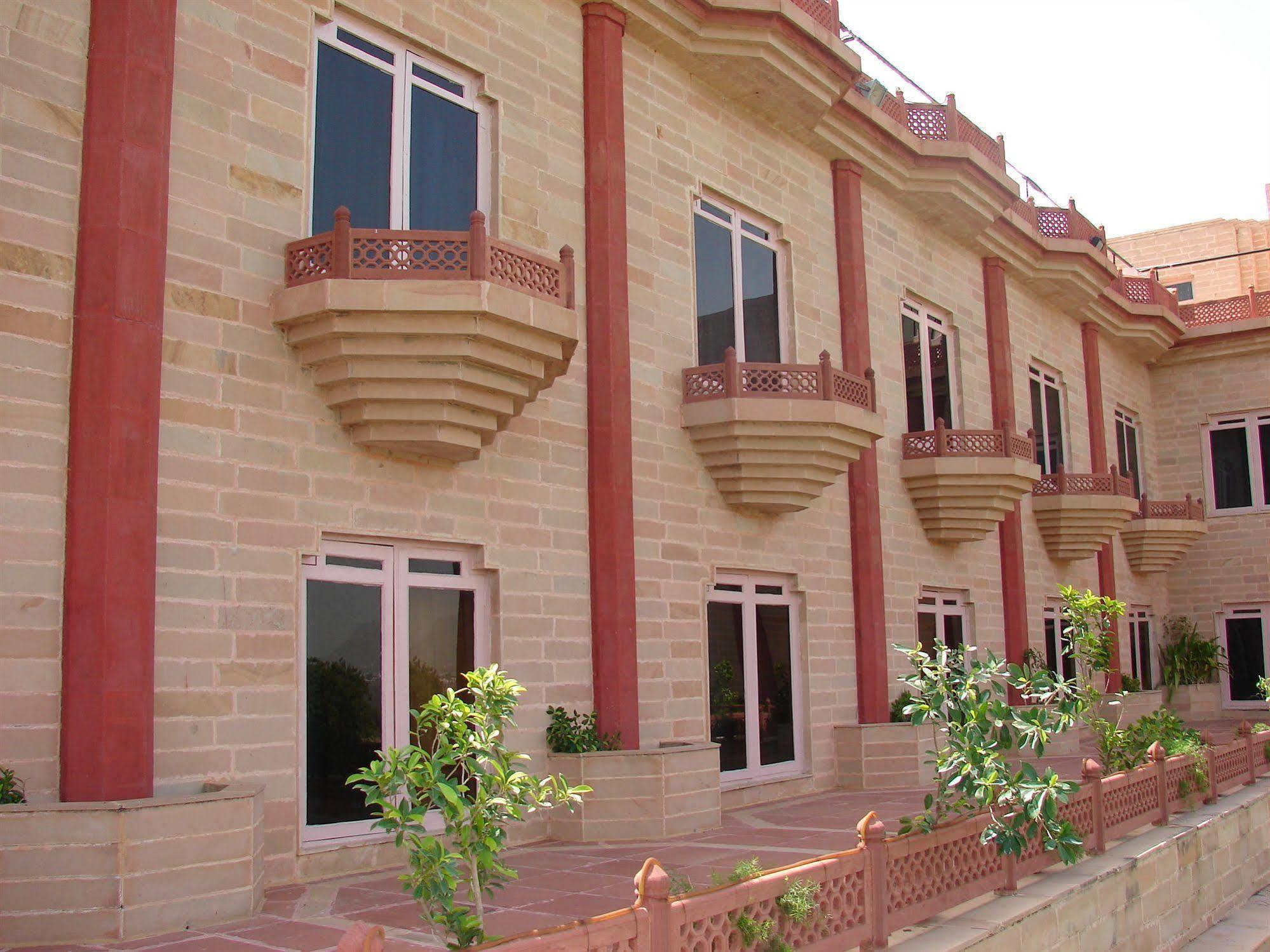 Mansingh Palace, Ajmer Bagian luar foto