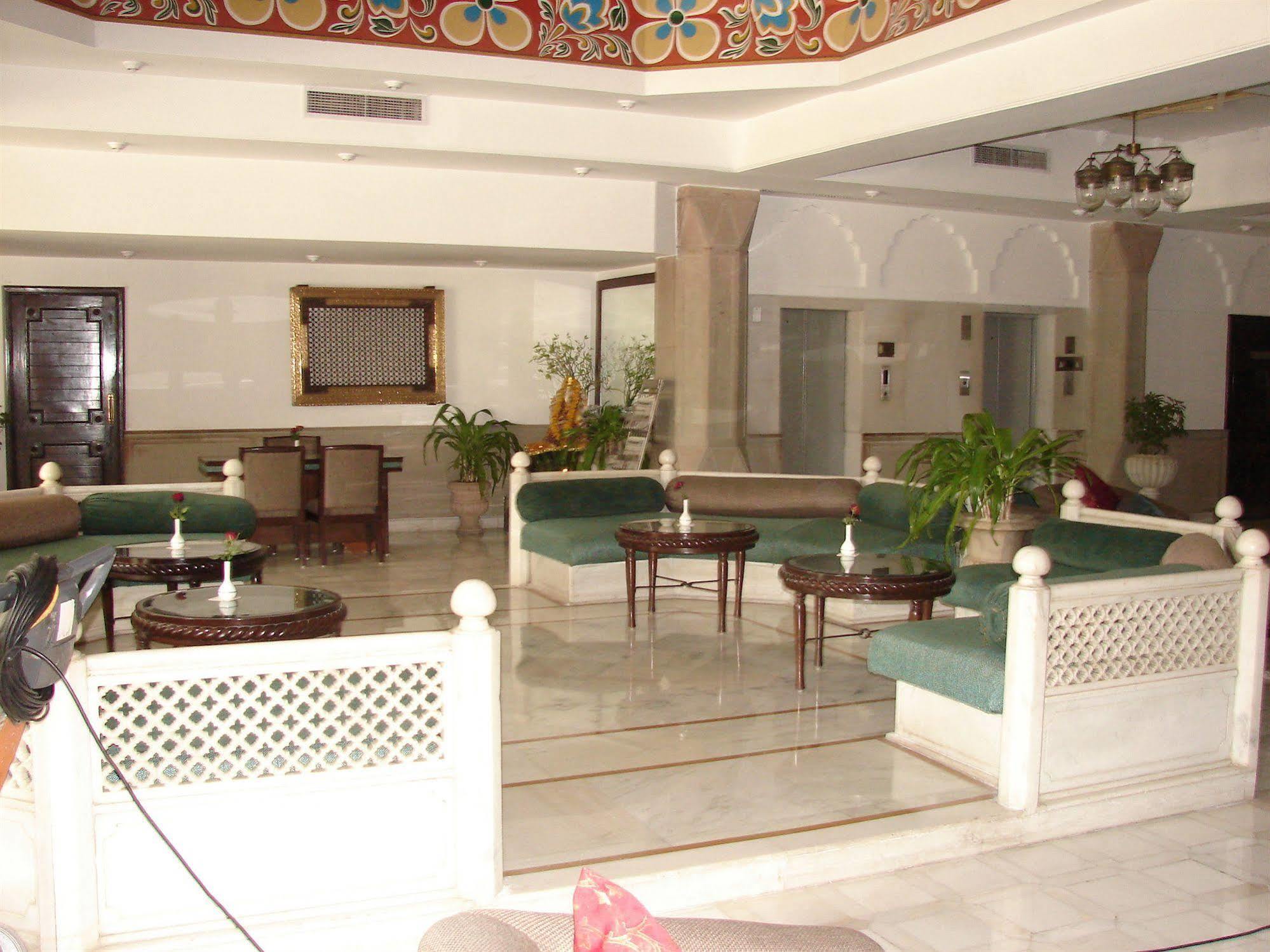 Mansingh Palace, Ajmer Bagian luar foto